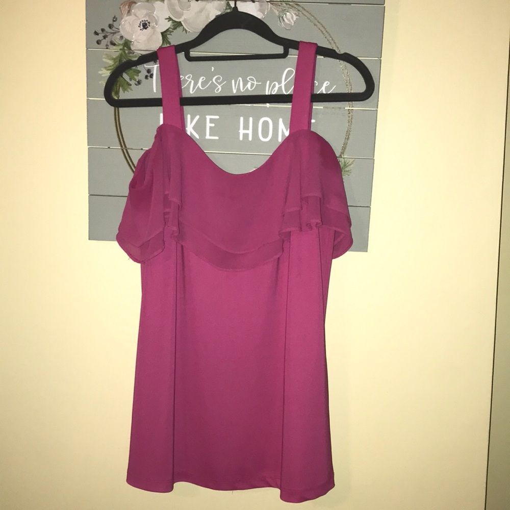 Susan Graver  Pink Ruffled Sleeveless top Sz M